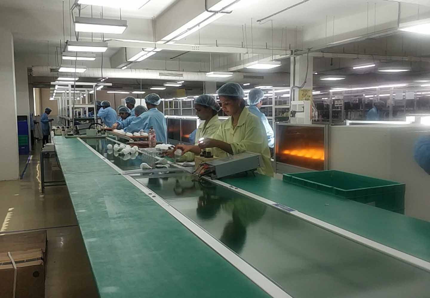 In India A New LED Bulb Manual Production Line